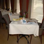 9hotel Sablon Ξενοδοχείο