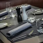 Отель Nh Eu Berlaymont 4*