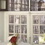Hotel Résidence-hotel Le Quinze Grand Place *