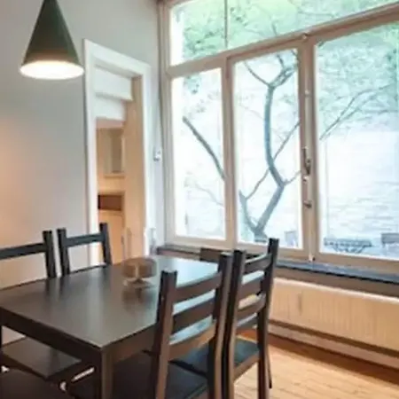 Be And Be Sablon 11 Apartman Brüsszel