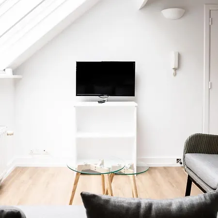 Apartment D'ici D'ailleurs