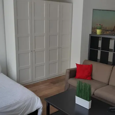 Louise Studio * Bruxelles