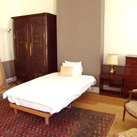 Louise Chatelain 布鲁塞尔