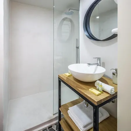 Apartament Mini Loft 1 Bedroom 2 Steps From Av Louise Bruksela