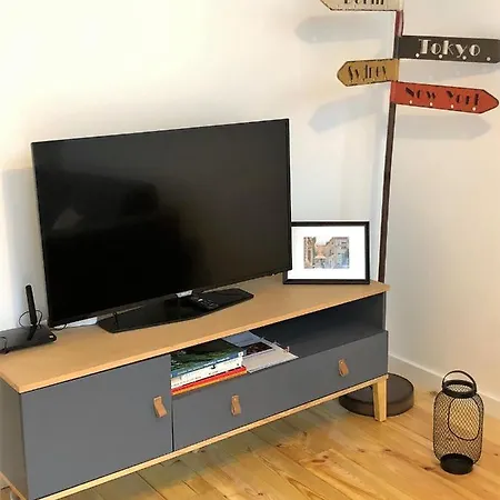 Apartment Sweet Center
