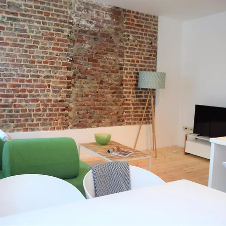 Sweet Center Apartment