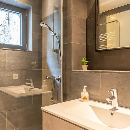 Spacious Modern Appartments In The Heart Of Apartman Brüsszel