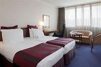 Crowne Plaza Europa 4*