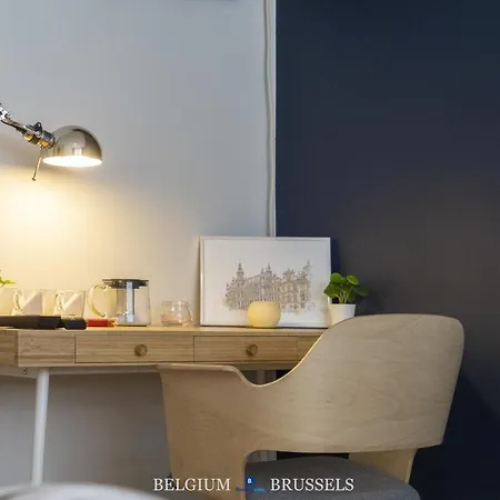 Séjour chez l'habitant Chic With Bathroom - Terrace & Free Parking