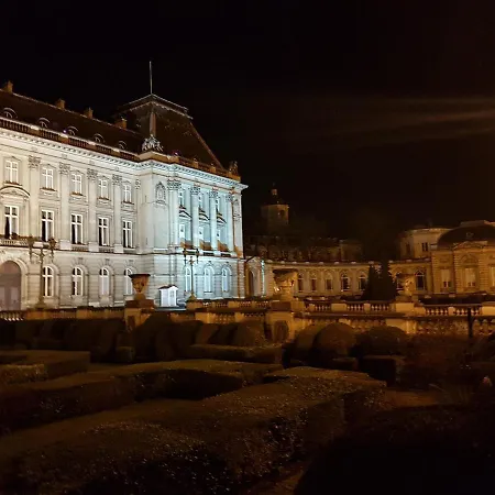 Apartman Beautiful Duplex Apartment Next To Grand Place In Central Brussels *