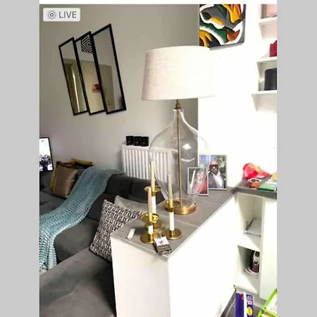 Studio Lumineux Et Spacieux Au Coeur De Bruxelles *