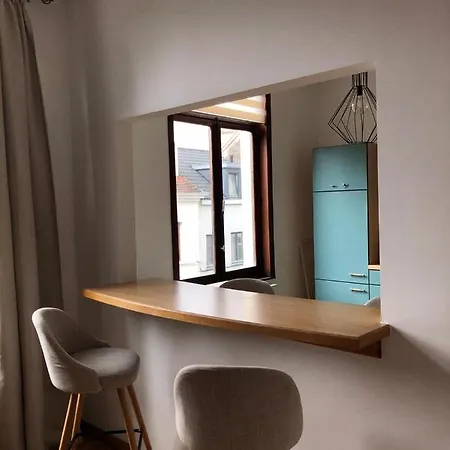 Apartamento Apartment In The Heart Of Brussels *
