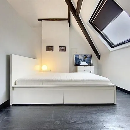Charlemagne Appartement Brussels شقة *