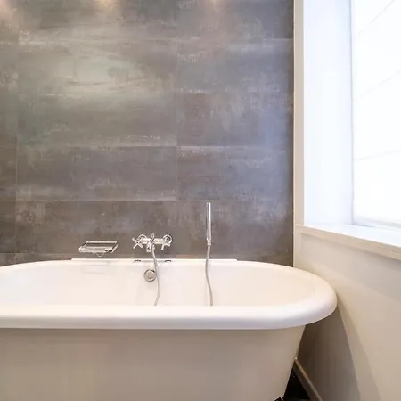 The Orange Flats - European District Апартаменты