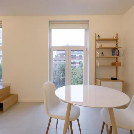 Apartment With View *