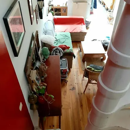 La Petite Maison Dans L Impasse