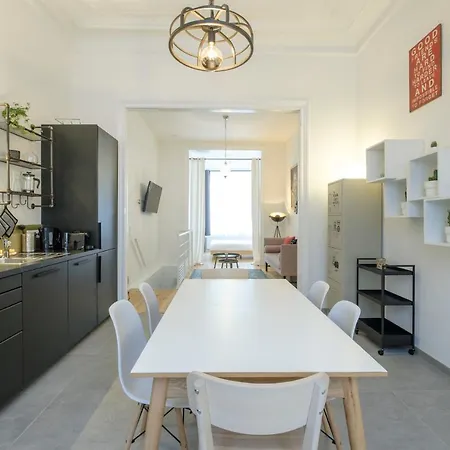 شقة Nice 3 Bedrooms Duplex Between Kanal & Tour & Taxis *