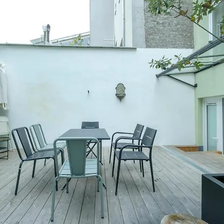 شقة Nice 3 Bedrooms Duplex Between Kanal & Tour & Taxis بروكسل