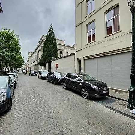 Brussels Center, Sainte-Catherine And Beguinage Sleeps 1-8P Apartman Brüsszel