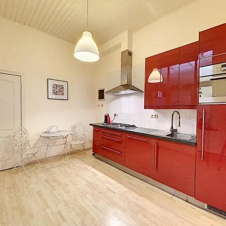 Brussels Center, Sainte-Catherine And Beguinage Sleeps 1-8P Brüsszel
