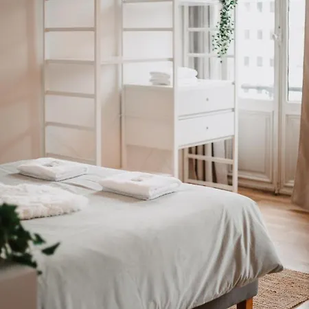 And Cozy In Aparthotel Brussels