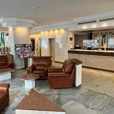 Hotel Western Royal Centre 3*