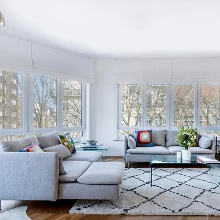 Apartment Moliere Design *