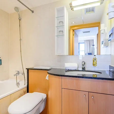 Apart Otel B-aparthotel Ambiorix Brüksel