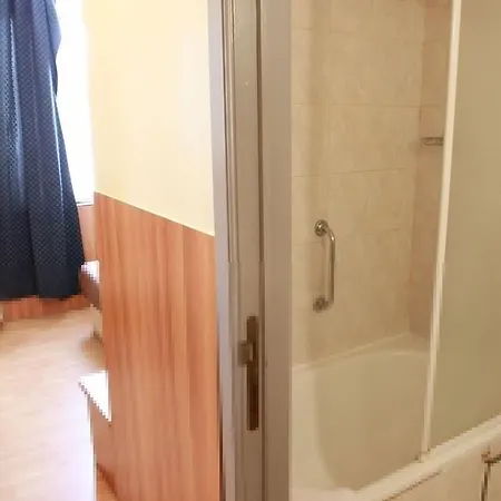Aristote Hotel