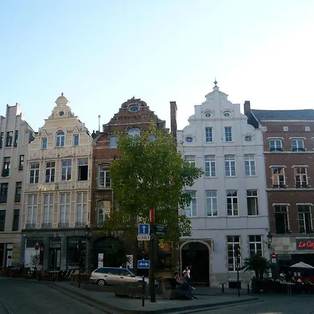 Typically 3* Brüsszel