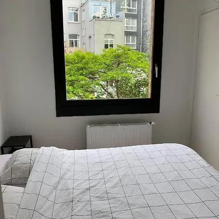 Minimalist 50m2 Apartment Brussels