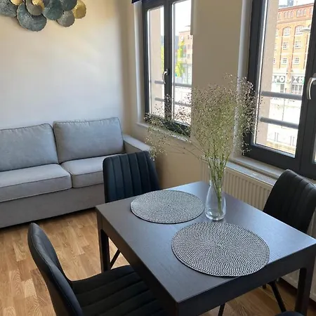 Cosy With Canal View *