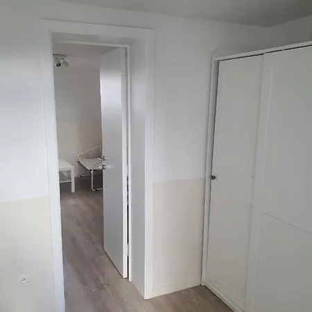 B96 2 Bedrooms Bruxelas