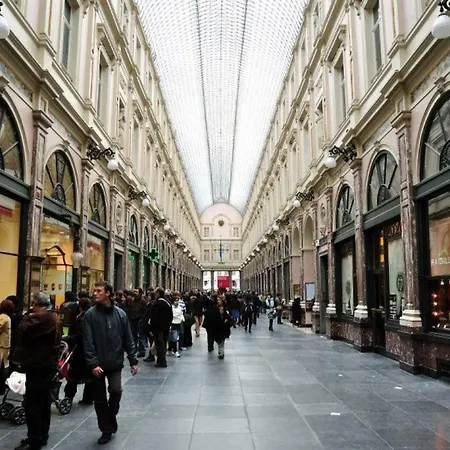 Cinquantenaire * بروكسل