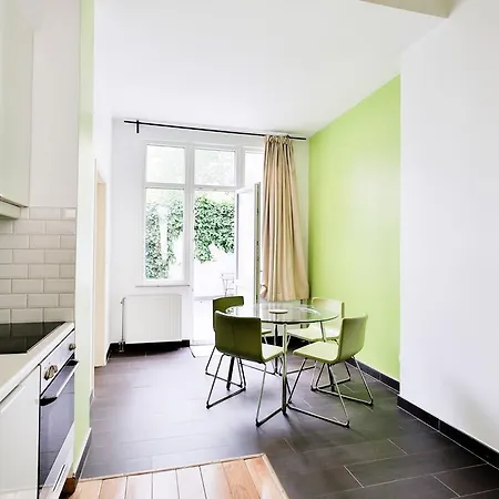 Louise Uptown Apartamento *