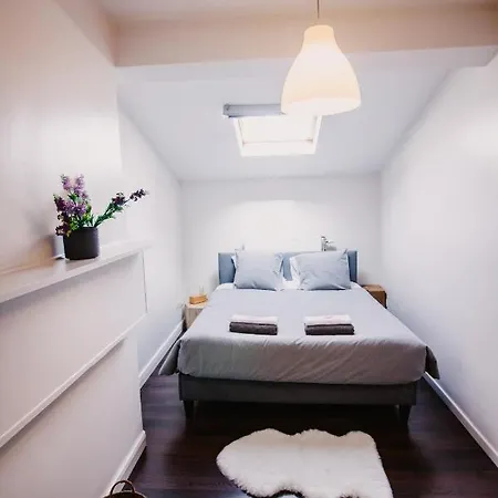 Beautiful In Porte De Namur * בריסל