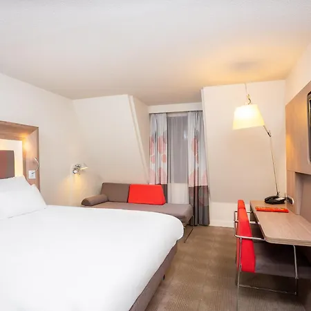 Novotel Off Grand Place 4* בריסל