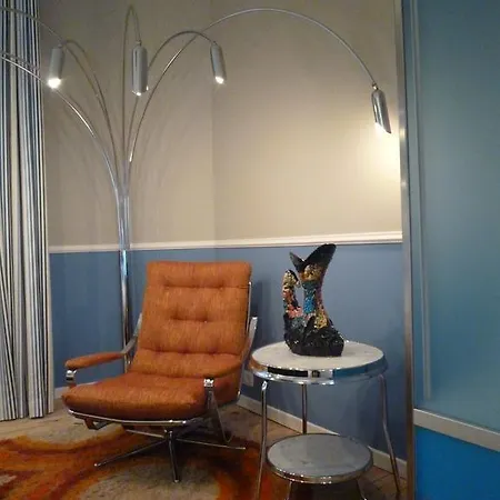 Nowhere Else * Bryssel