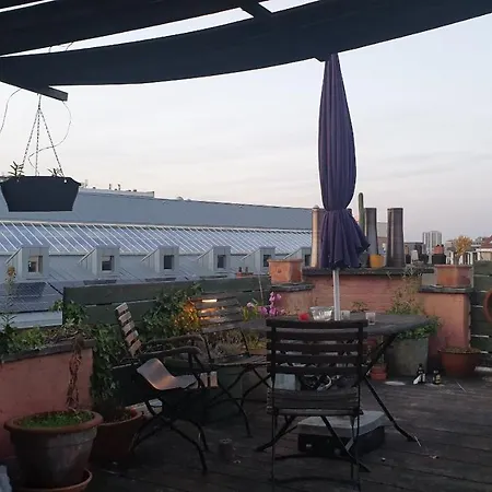 Lovely 2 Bedroom Penthouse With Terrace Apartman *