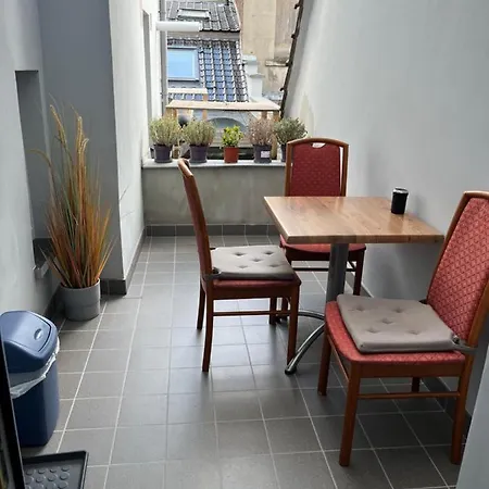 Au Marolles Atomium * בריסל