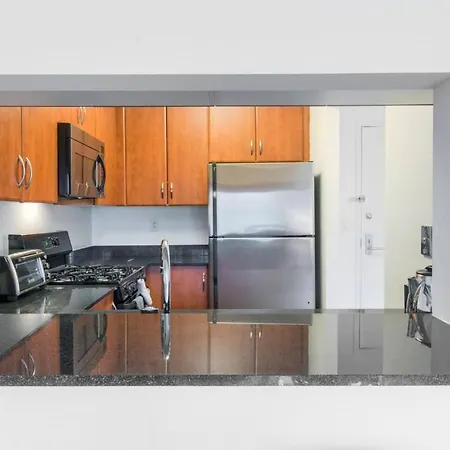 منزل للإقامة Lovely Newly Renovated Flat بروكسل