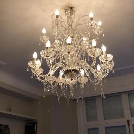 Le Palace De La Marquise Брюссель