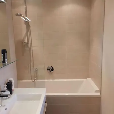 Apartment Beautiful 2br/2bar Apartement In European District *