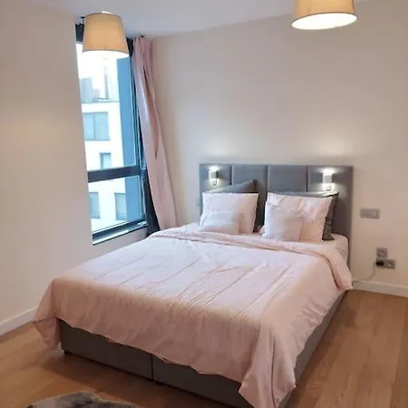 Beautiful 2br/2bar Apartement In European District * Brussels