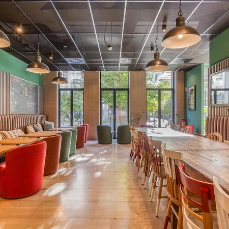 Otel Latroupe Grand Place Brüksel