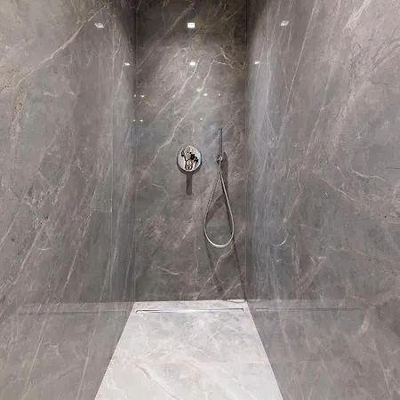 Luxury 3 Bedrooms Townhouse In Perfect Location 아파트 브뤼셀