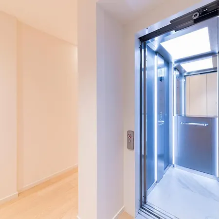 아파트 Luxury 3 Bedrooms Townhouse In Perfect Location