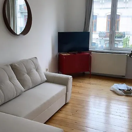 Triplex Magnifique Avec 3 Chambres Et Terrasse Apartman *