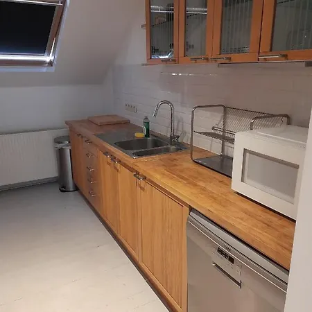 Triplex Magnifique Avec 3 Chambres Et Terrasse * Brüsszel