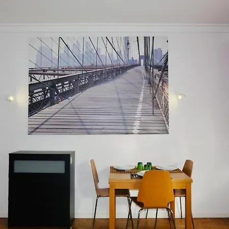 شقة Ixelles: Superbe Appartement, Idealement Situe